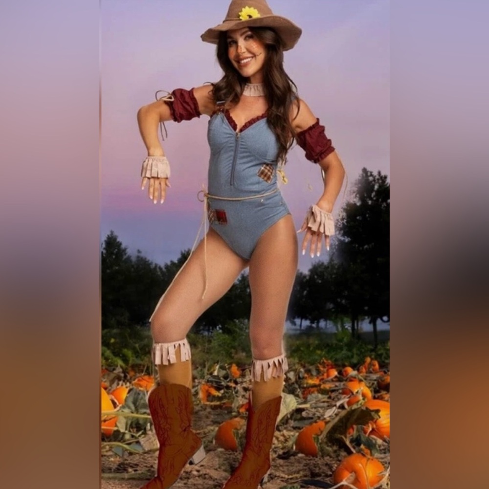 Tipsy Elves Scarecrow Costume